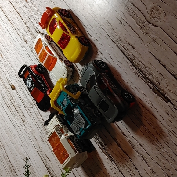 LOT of 6 play vintage toy cars boy toys - Picture 4 of 9